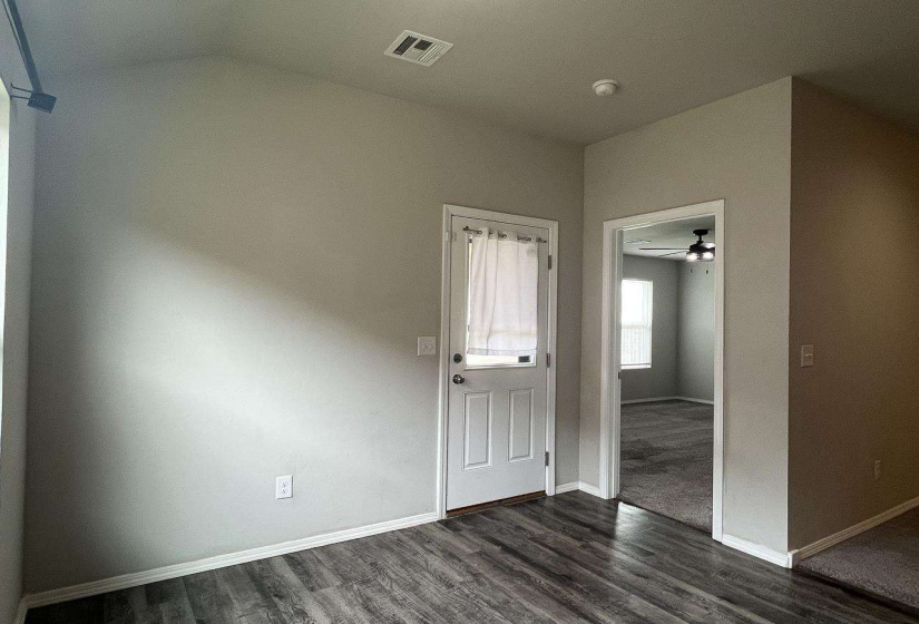 3 Bedrooms Bedrooms, 0 ,2 BathroomsBathrooms,Residential,Single Family,Moore,1,132964