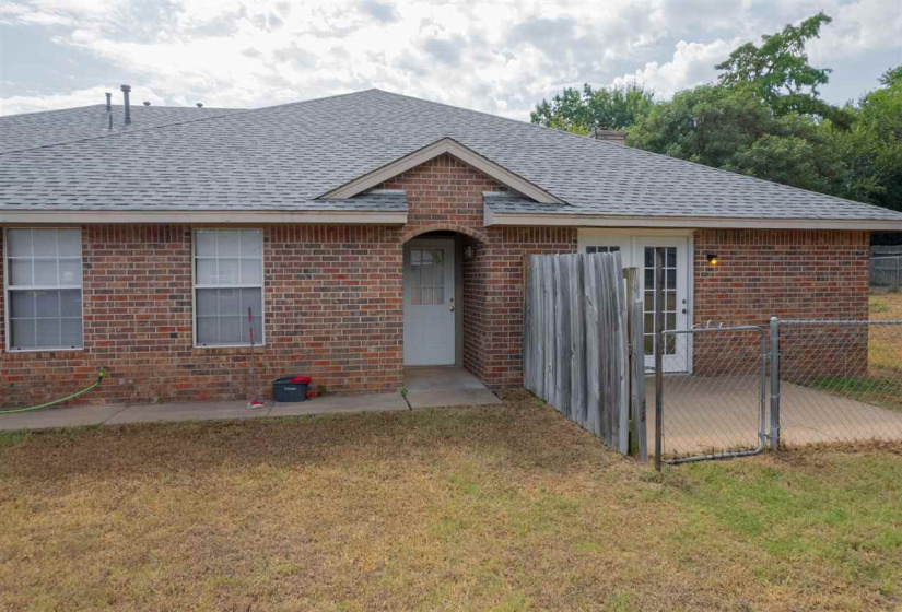 0 , 0 ,3 BathroomsBathrooms,Multi-family,Duplex,Glenwood,1,132967