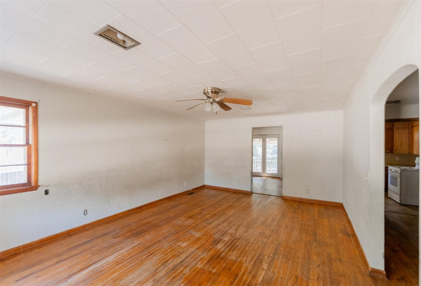 3 Bedrooms Bedrooms, 0 ,1 BathroomBathrooms,Residential,Single Family,Pine,1,132971