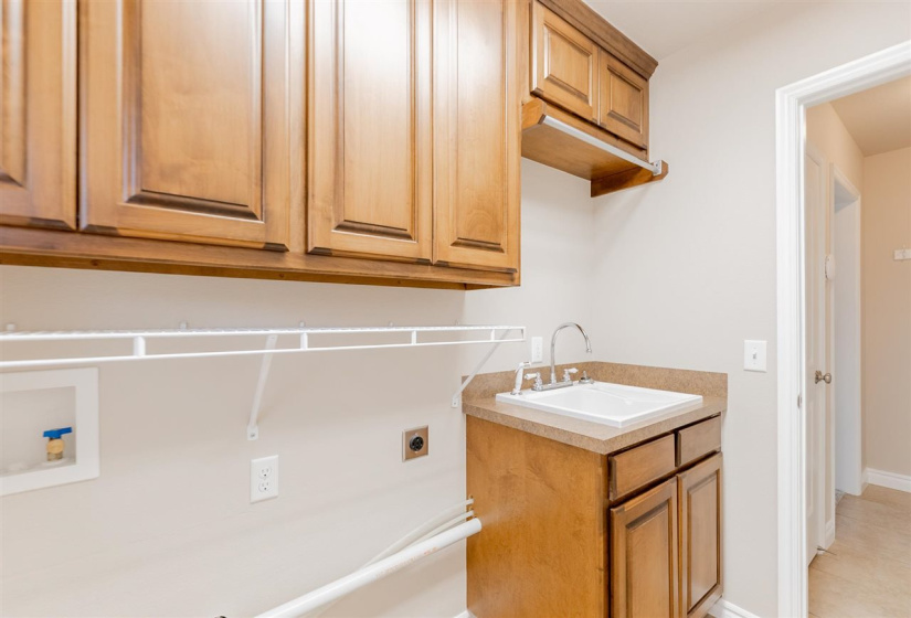 3 Bedrooms Bedrooms, 0 ,2 BathroomsBathrooms,Residential,Single Family,Canyon,1,132972