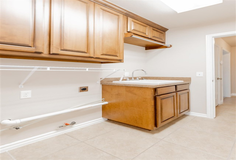 3 Bedrooms Bedrooms, 0 ,2 BathroomsBathrooms,Residential,Single Family,Canyon,1,132972