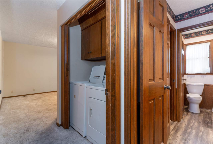 4 Bedrooms Bedrooms, 0 ,2 BathroomsBathrooms,Residential,Single Family,27th,1.5,132768