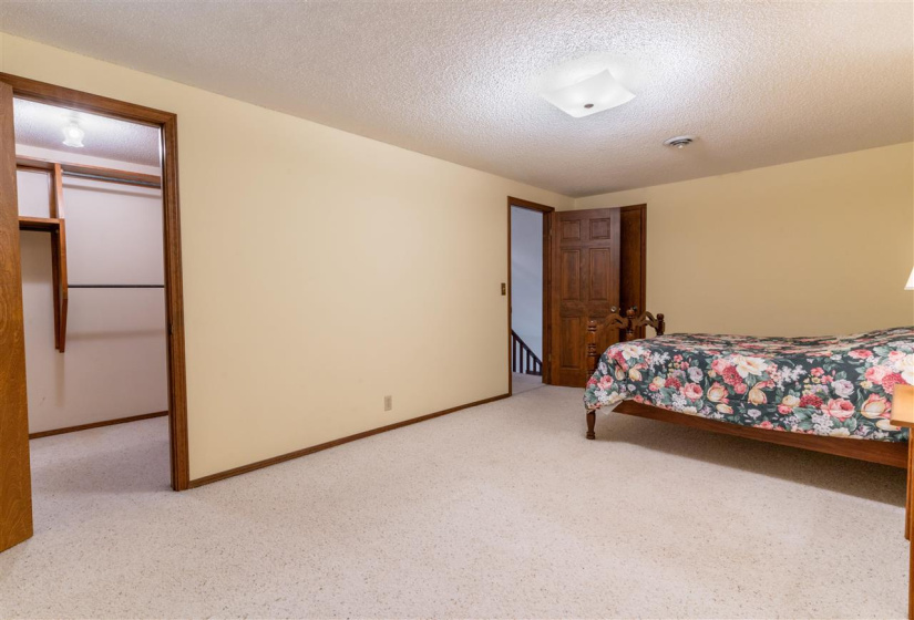 4 Bedrooms Bedrooms, 0 ,2 BathroomsBathrooms,Residential,Single Family,27th,1.5,132768
