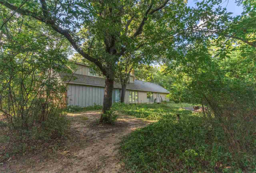 4 Bedrooms Bedrooms, 0 ,2 BathroomsBathrooms,Residential,Single Family,27th,1.5,132768