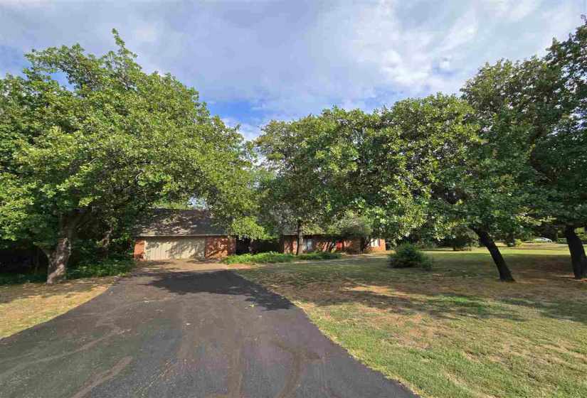 4 Bedrooms Bedrooms, 0 ,2 BathroomsBathrooms,Residential,Single Family,27th,1.5,132768