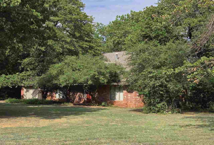 4 Bedrooms Bedrooms, 0 ,2 BathroomsBathrooms,Residential,Single Family,27th,1.5,132768