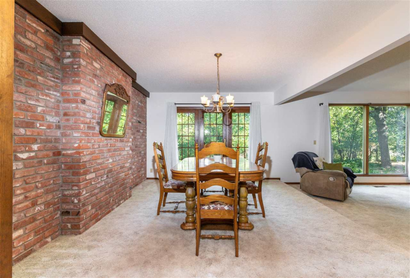 4 Bedrooms Bedrooms, 0 ,2 BathroomsBathrooms,Residential,Single Family,27th,1.5,132768