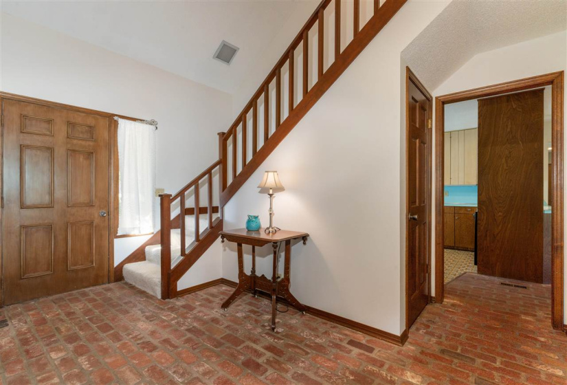 4 Bedrooms Bedrooms, 0 ,2 BathroomsBathrooms,Residential,Single Family,27th,1.5,132768