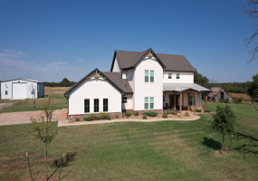 4 Bedrooms Bedrooms, 0 ,3 BathroomsBathrooms,Residential,Single Family,Knob Hill,1.5,132984