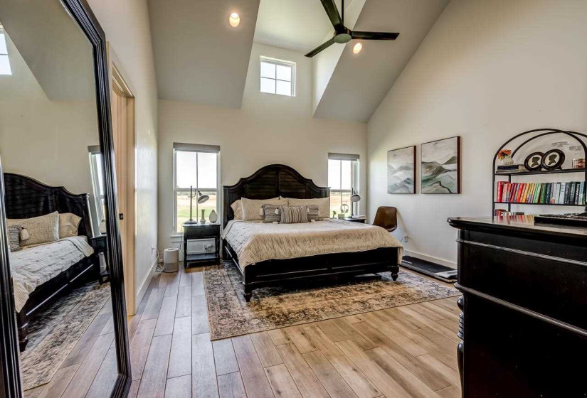 4 Bedrooms Bedrooms, 0 ,3 BathroomsBathrooms,Residential,Single Family,Knob Hill,1.5,132984