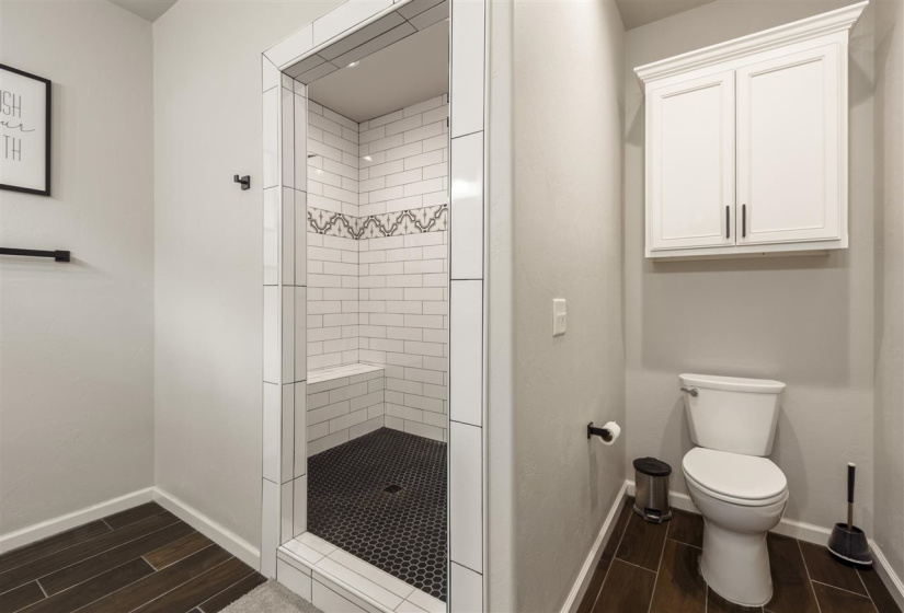 4 Bedrooms Bedrooms, 0 ,3 BathroomsBathrooms,Residential,Single Family,Will Rogers Dr,1.5,132985