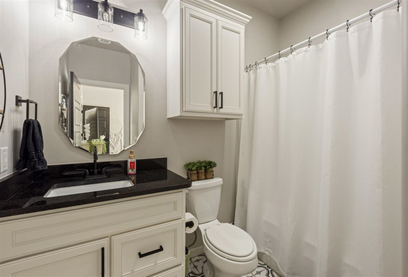 4 Bedrooms Bedrooms, 0 ,3 BathroomsBathrooms,Residential,Single Family,Will Rogers Dr,1.5,132985
