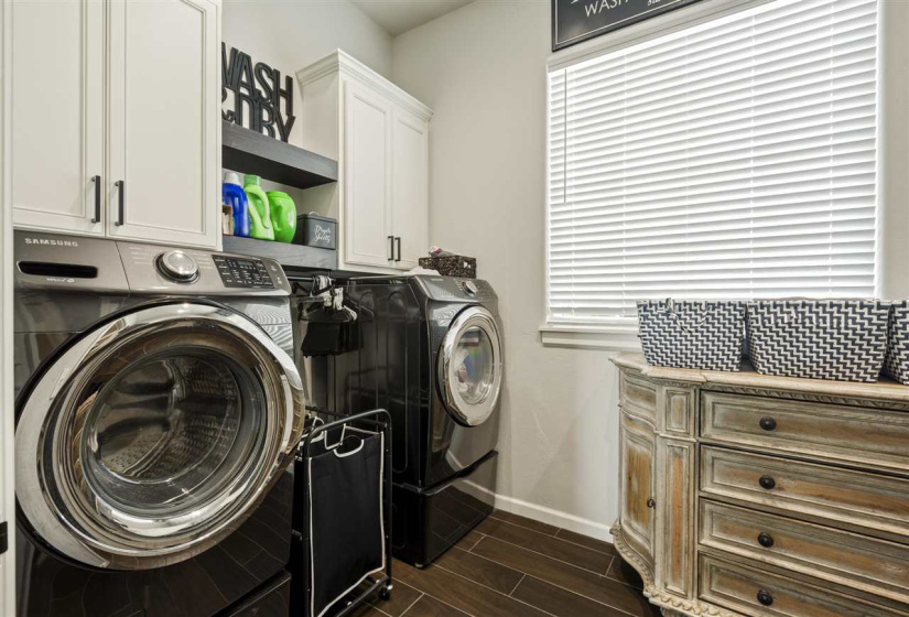 4 Bedrooms Bedrooms, 0 ,3 BathroomsBathrooms,Residential,Single Family,Will Rogers Dr,1.5,132985