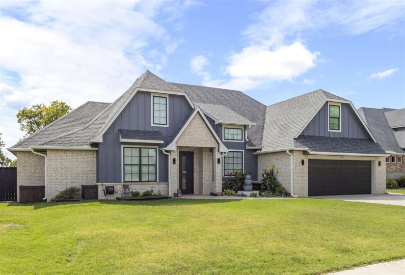 4 Bedrooms Bedrooms, 0 ,3 BathroomsBathrooms,Residential,Single Family,Will Rogers Dr,1.5,132985