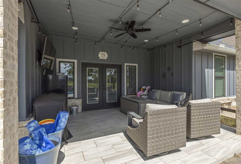 4 Bedrooms Bedrooms, 0 ,3 BathroomsBathrooms,Residential,Single Family,Will Rogers Dr,1.5,132985
