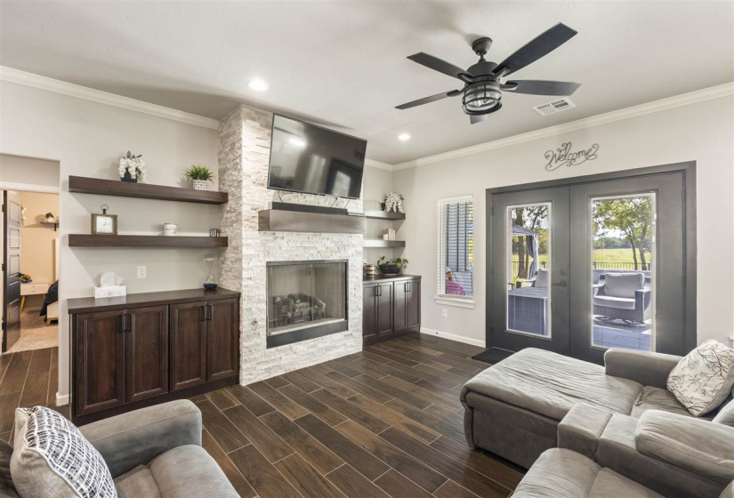 4 Bedrooms Bedrooms, 0 ,3 BathroomsBathrooms,Residential,Single Family,Will Rogers Dr,1.5,132985