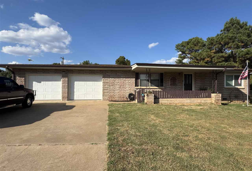 2 Bedrooms Bedrooms, 0 ,1 BathroomBathrooms,Residential,Single Family,3rd,1,132987