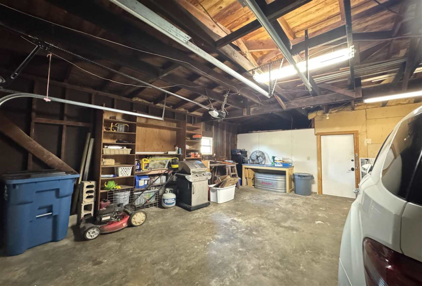 2 Bedrooms Bedrooms, 0 ,1 BathroomBathrooms,Residential,Single Family,3rd,1,132987