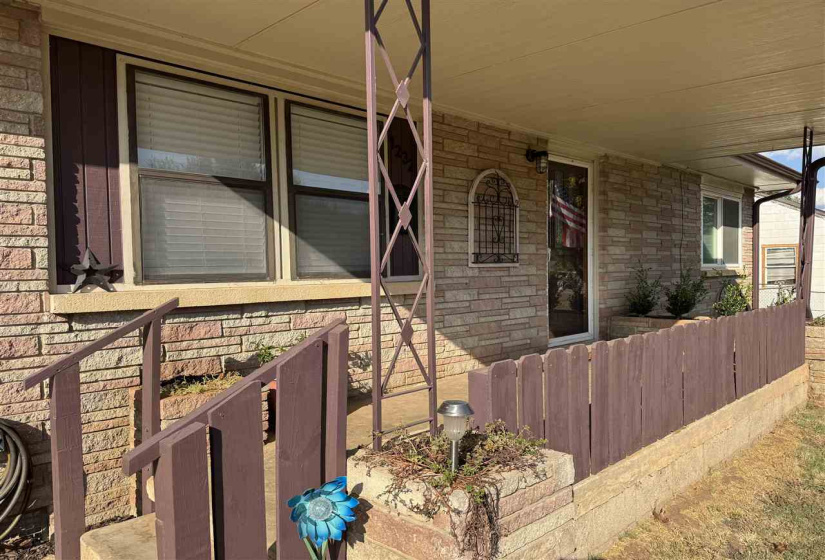 2 Bedrooms Bedrooms, 0 ,1 BathroomBathrooms,Residential,Single Family,3rd,1,132987