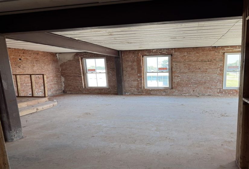 4 Bedrooms Bedrooms, 0 ,4 BathroomsBathrooms,Residential,Single Family,Main,2,132988