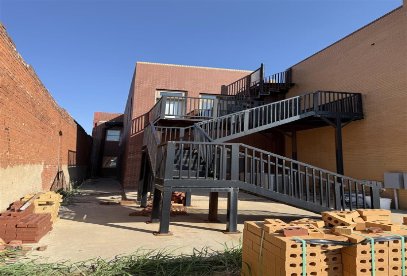 4 Bedrooms Bedrooms, 0 ,4 BathroomsBathrooms,Residential,Single Family,Main,2,132988