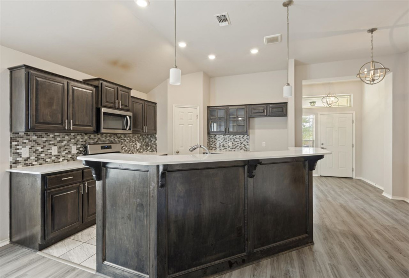 4 Bedrooms Bedrooms, 0 ,2 BathroomsBathrooms,Residential,Single Family,Landry,1,132989