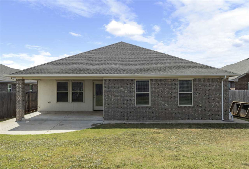 4 Bedrooms Bedrooms, 0 ,2 BathroomsBathrooms,Residential,Single Family,Landry,1,132989