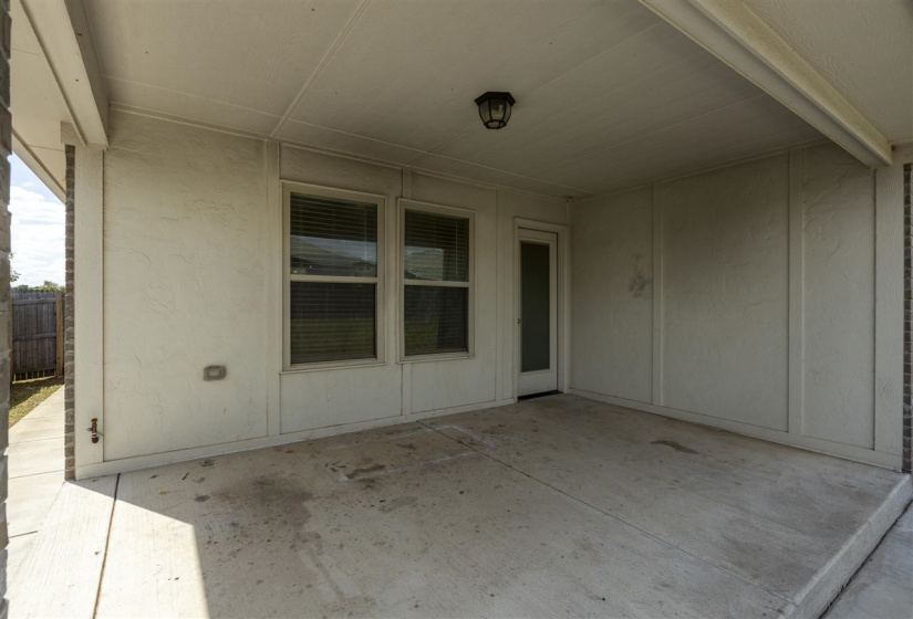 4 Bedrooms Bedrooms, 0 ,2 BathroomsBathrooms,Residential,Single Family,Landry,1,132989