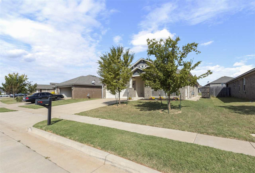 4 Bedrooms Bedrooms, 0 ,2 BathroomsBathrooms,Residential,Single Family,Landry,1,132989