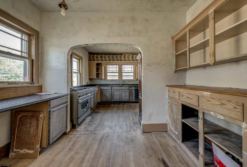 2 Bedrooms Bedrooms, 0 ,1 BathroomBathrooms,Residential,Single Family,6th,1,132991