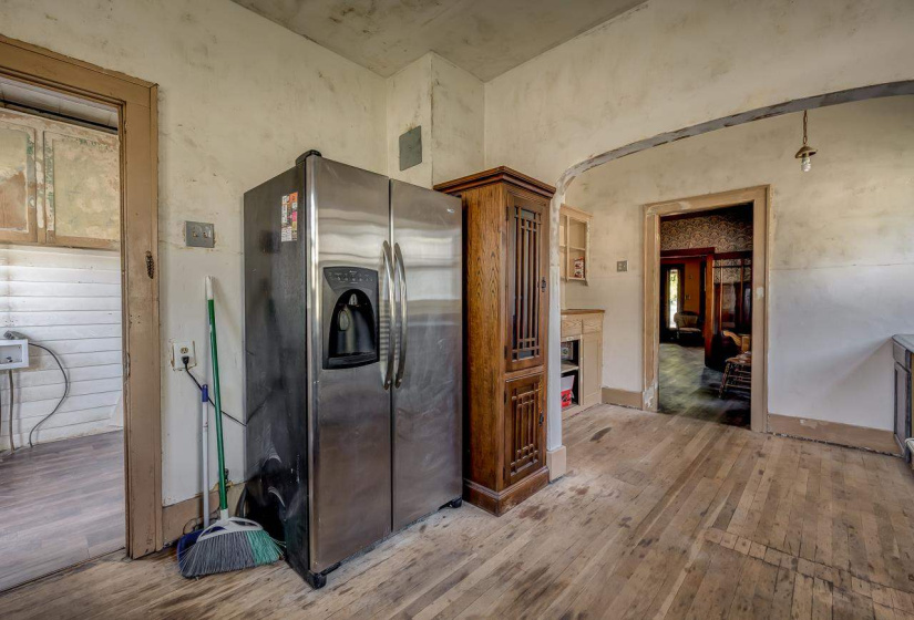 2 Bedrooms Bedrooms, 0 ,1 BathroomBathrooms,Residential,Single Family,6th,1,132991