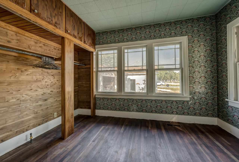 2 Bedrooms Bedrooms, 0 ,1 BathroomBathrooms,Residential,Single Family,6th,1,132991