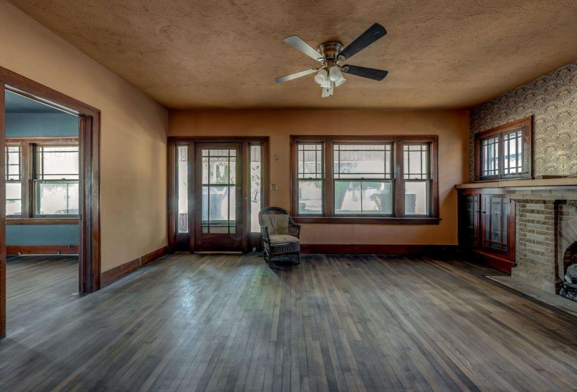 2 Bedrooms Bedrooms, 0 ,1 BathroomBathrooms,Residential,Single Family,6th,1,132991