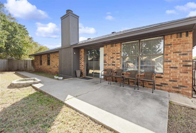 3 Bedrooms Bedrooms, 0 ,2 BathroomsBathrooms,Residential,Single Family,Dublin,1,132998