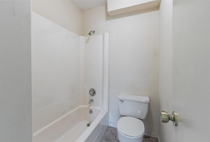 3 Bedrooms Bedrooms, 0 ,1 BathroomBathrooms,Residential,Single Family,Henderson Street,1,133031