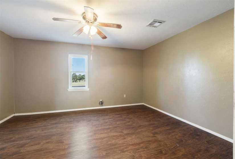 3 Bedrooms Bedrooms, 0 ,1 BathroomBathrooms,Residential,Single Family,Rose Rd,1,133040