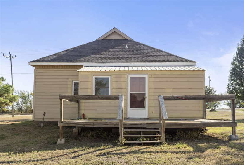 3 Bedrooms Bedrooms, 0 ,1 BathroomBathrooms,Residential,Single Family,Rose Rd,1,133040