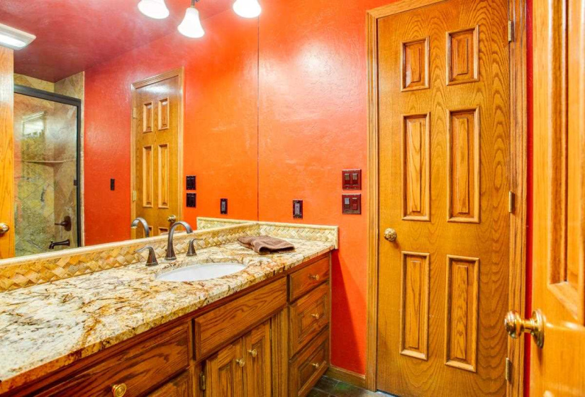 4 Bedrooms Bedrooms, 0 ,3 BathroomsBathrooms,Residential,Single Family,Robertson Rd,1,133043