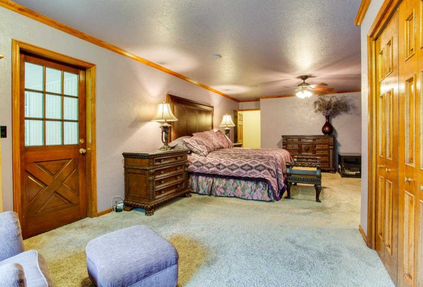 4 Bedrooms Bedrooms, 0 ,3 BathroomsBathrooms,Residential,Single Family,Robertson Rd,1,133043