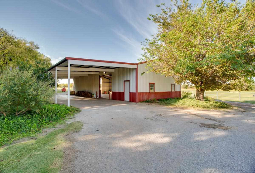 4 Bedrooms Bedrooms, 0 ,3 BathroomsBathrooms,Residential,Single Family,Robertson Rd,1,133043