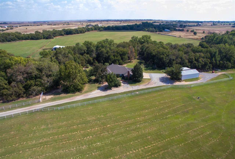 4 Bedrooms Bedrooms, 0 ,3 BathroomsBathrooms,Residential,Single Family,Robertson Rd,1,133043