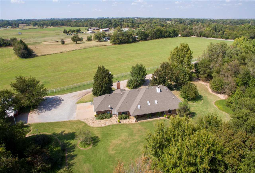 4 Bedrooms Bedrooms, 0 ,3 BathroomsBathrooms,Residential,Single Family,Robertson Rd,1,133043