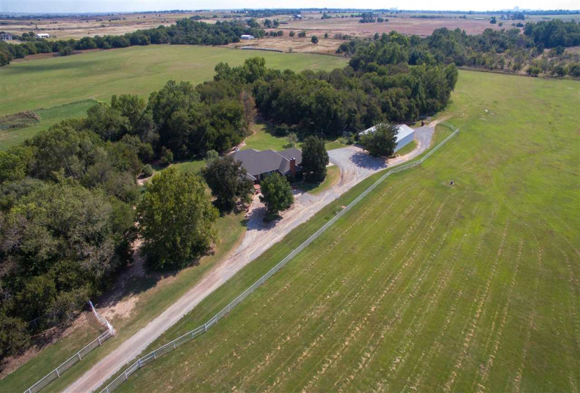 4 Bedrooms Bedrooms, 0 ,3 BathroomsBathrooms,Residential,Single Family,Robertson Rd,1,133043