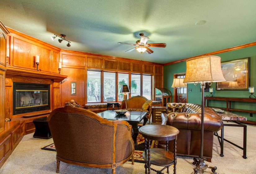 4 Bedrooms Bedrooms, 0 ,3 BathroomsBathrooms,Residential,Single Family,Robertson Rd,1,133043