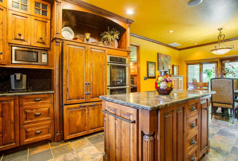 4 Bedrooms Bedrooms, 0 ,3 BathroomsBathrooms,Residential,Single Family,Robertson Rd,1,133043