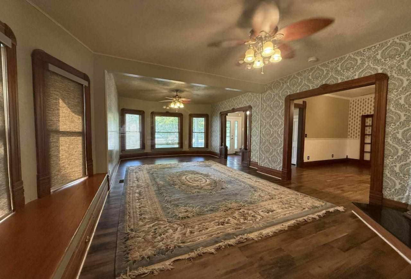 3 Bedrooms Bedrooms, 0 ,3 BathroomsBathrooms,Residential,Single Family,Grand,2,133044