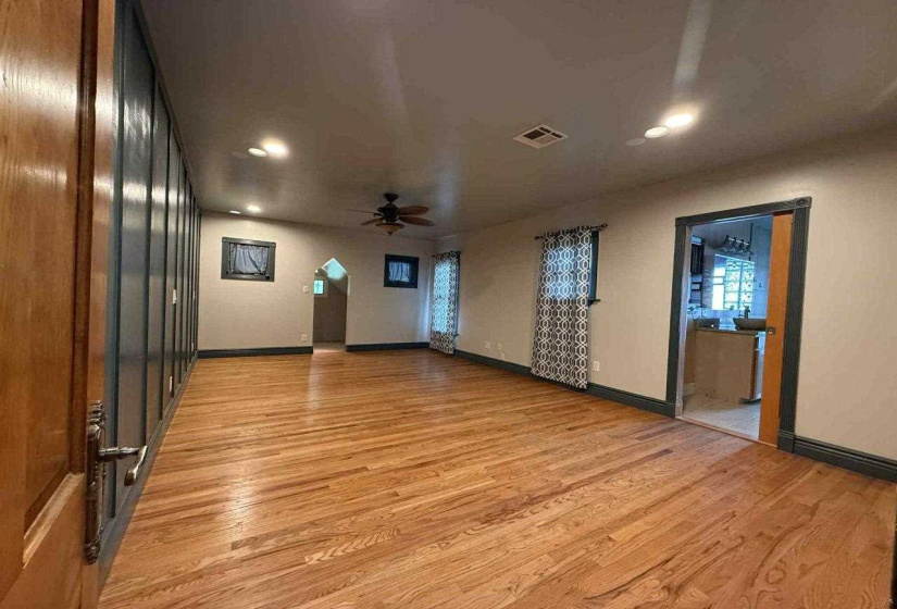3 Bedrooms Bedrooms, 0 ,3 BathroomsBathrooms,Residential,Single Family,Grand,2,133044