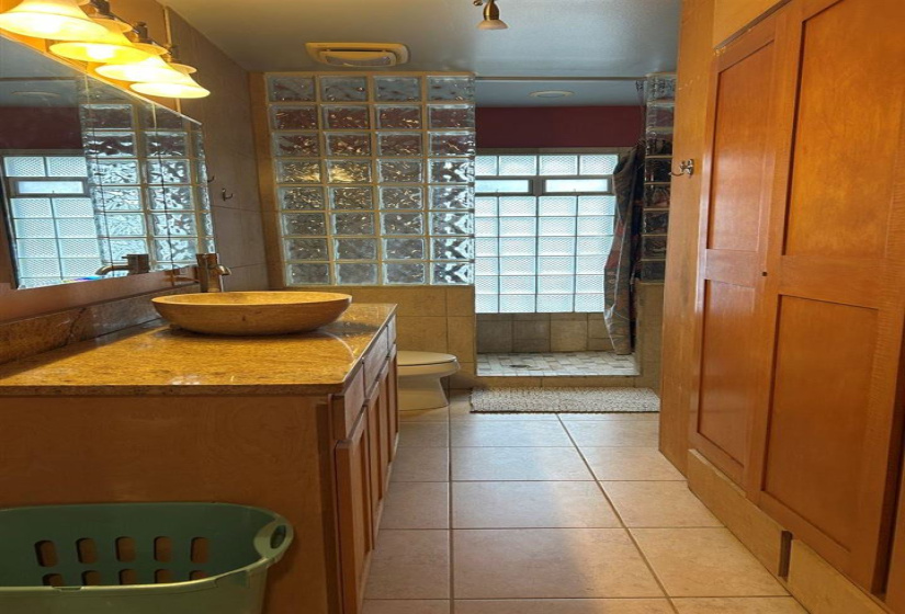 3 Bedrooms Bedrooms, 0 ,3 BathroomsBathrooms,Residential,Single Family,Grand,2,133044