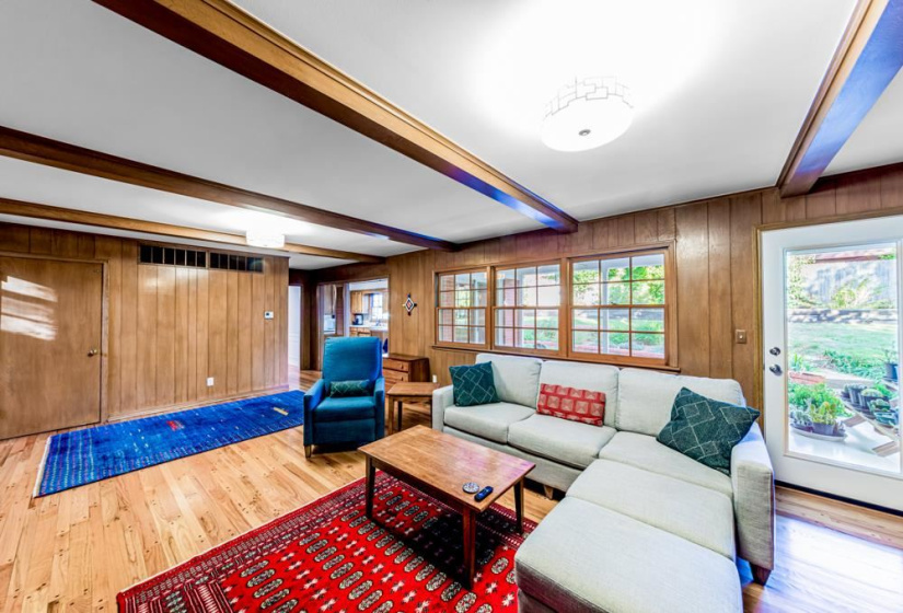 4 Bedrooms Bedrooms, 0 ,3 BathroomsBathrooms,Residential,Single Family,Eyler,2,133045