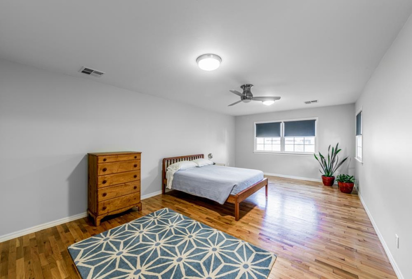 4 Bedrooms Bedrooms, 0 ,3 BathroomsBathrooms,Residential,Single Family,Eyler,2,133045